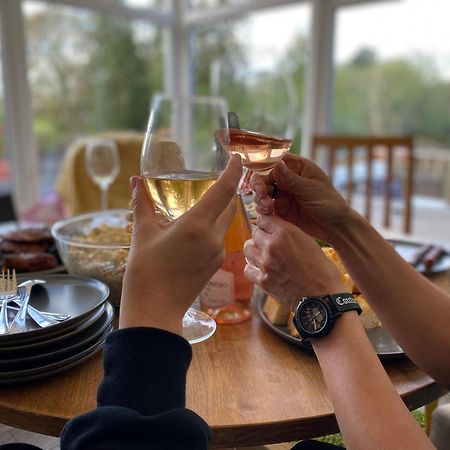 Family Gathering Bungalow 南安普敦 外观 照片