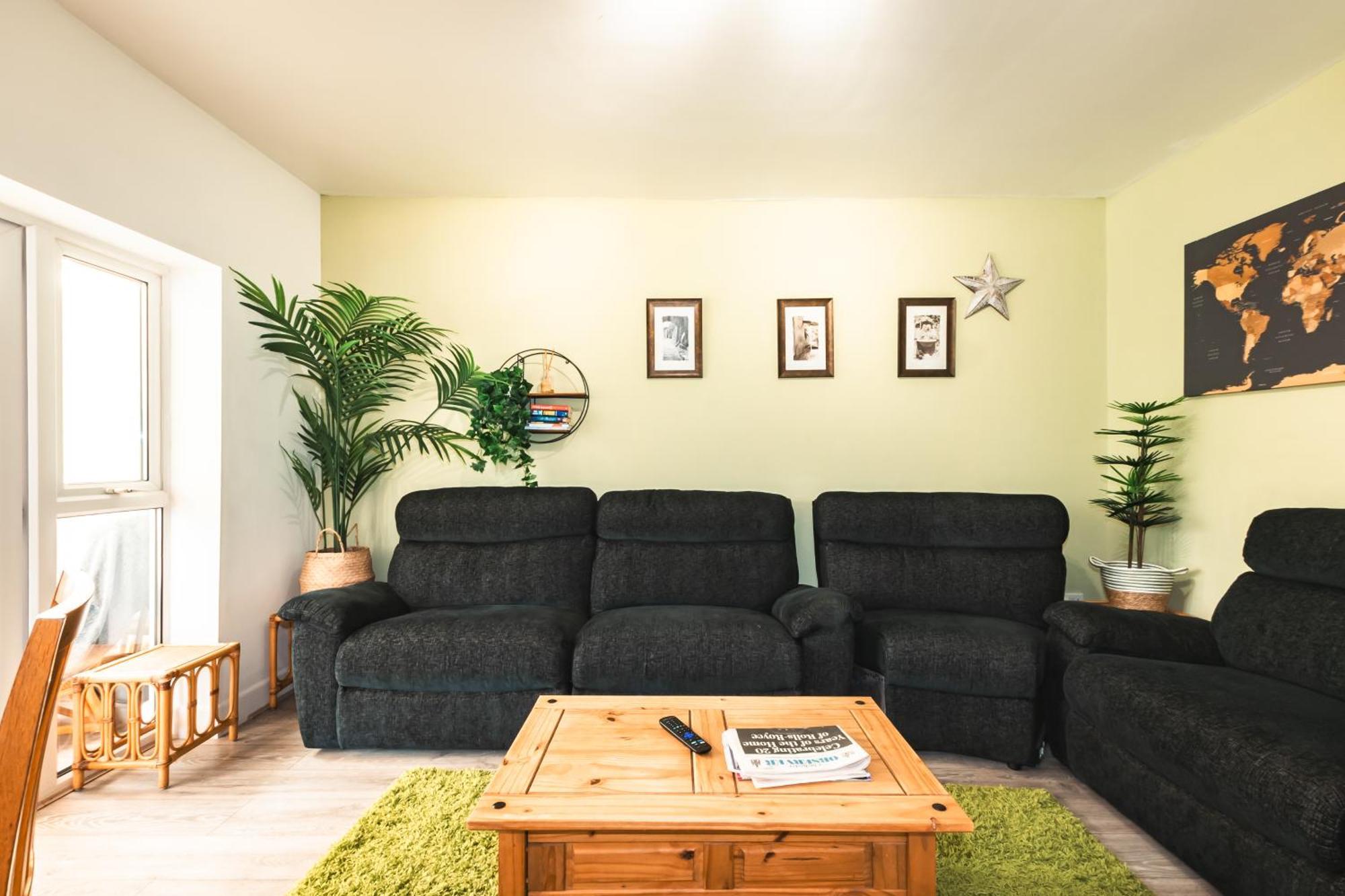 Family Gathering Bungalow 南安普敦 外观 照片